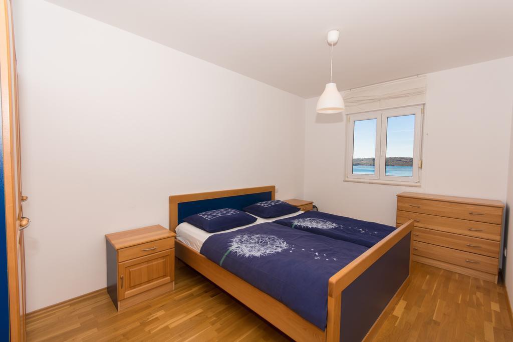 Apartment Labadusa โตรกีร์ ภายนอก รูปภาพ